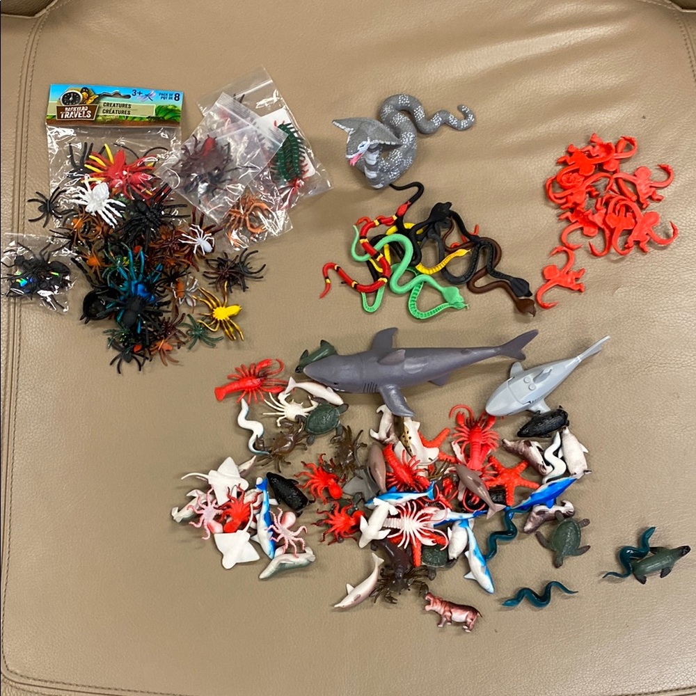 Animal and Sea Creature Toy Set - Assorted - 150 pieces